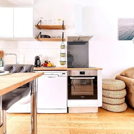 Apartment Centre Ville-superbe De 50 M2 - Cosy Avec Terrasse -wifi *